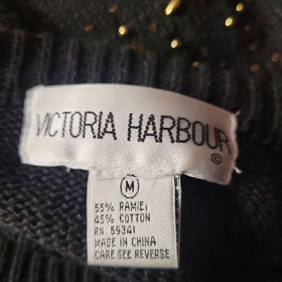 Victoria Harbour Vintage Sweater  - Picture 4 of 4